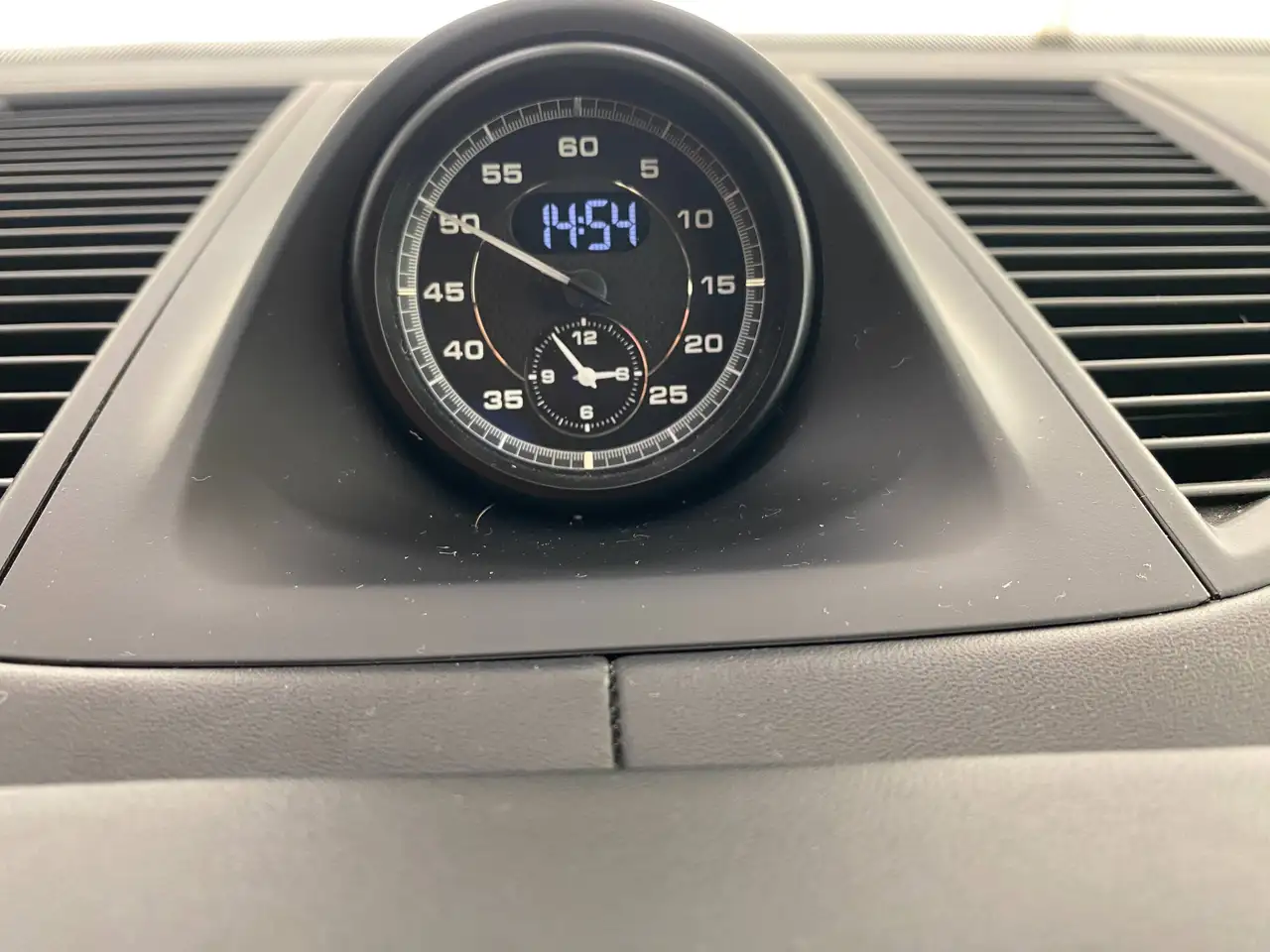 2022 Porsche Macan Macan 2.0 265cv pdk, photograph 11