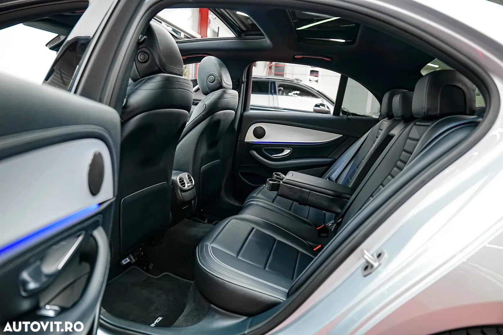 2021 Mercedes-Benz E, photograph 6