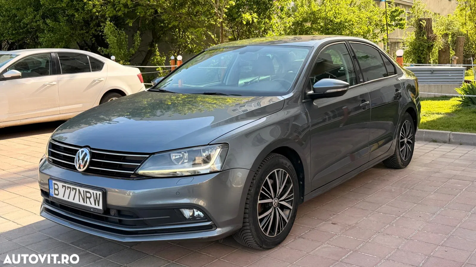 2016 Volkswagen Jetta, photograph 1