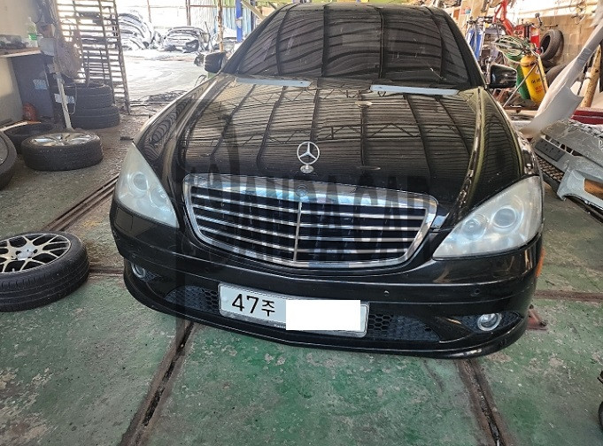 2008 Mercedes-Benz S550 4MATIC, photograph 1