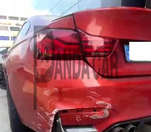 2020 BMW M4 Coupe Competition Package, photograph 4