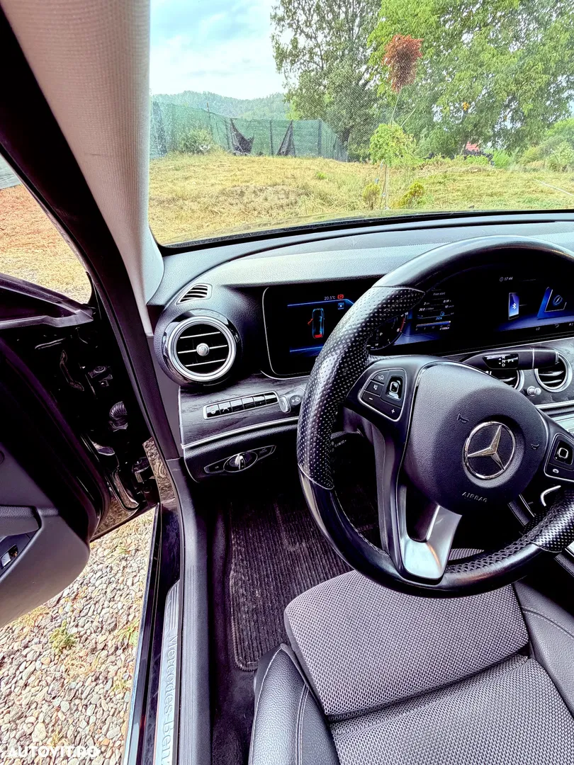 2018 Mercedes-Benz E 350 D Aut., photograph 10