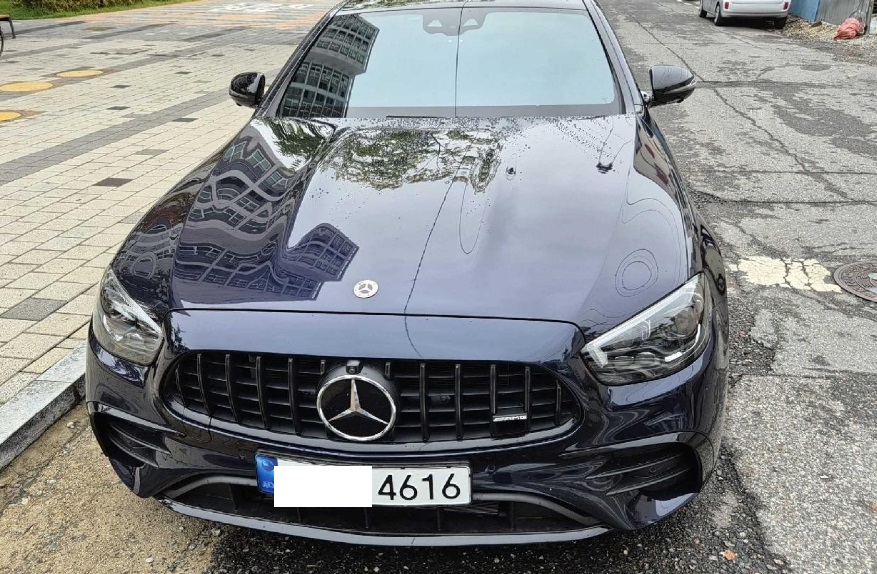 2023 Mercedes-Benz MercedesAMG E53 4MATIC +, photograph 3