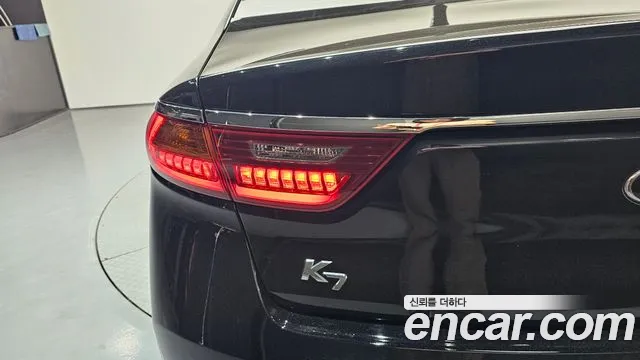 2018 Kia K7 2.4 GDI Limited, photograph 9