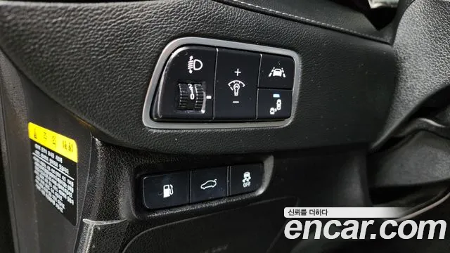 2019 Hyundai Grandeur 2.4 Premium, photograph 3