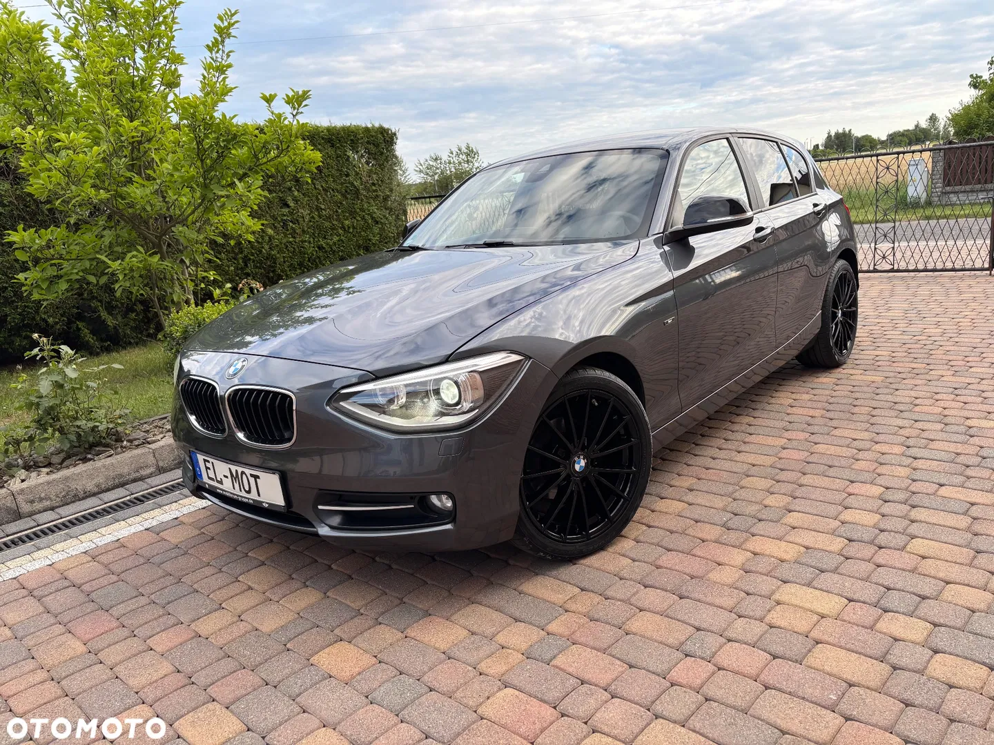 2015 BMW Seria 1 118d DPF Edition Sport, photograph 3