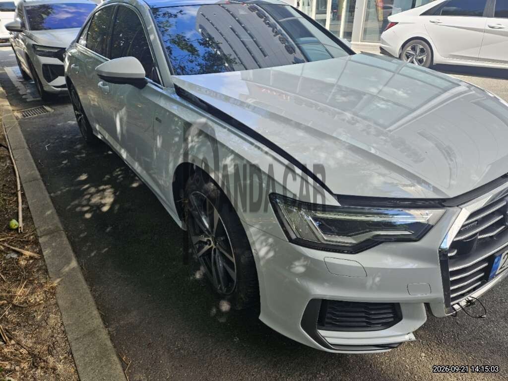 2022 Audi A6 45 TFSI quattro, photograph 4