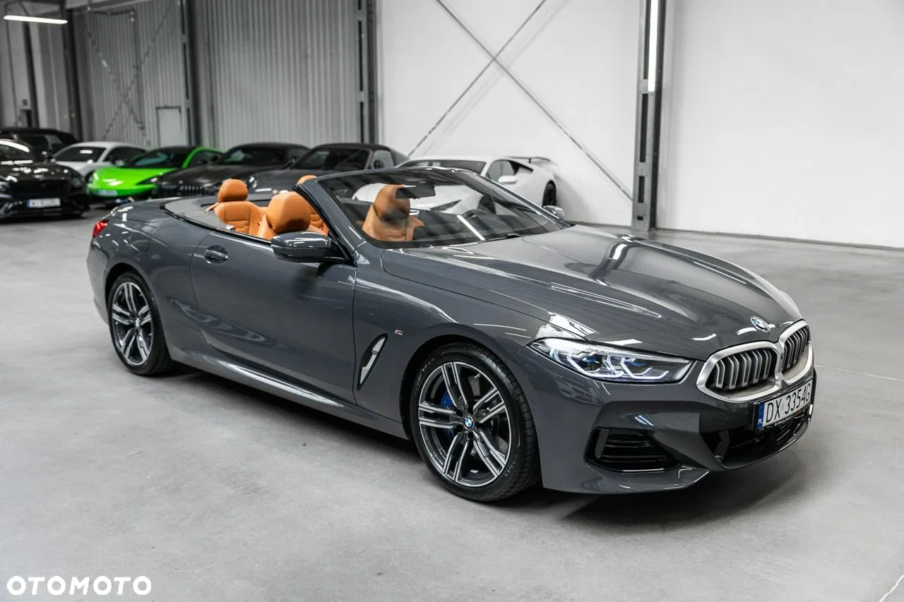 2025 BMW Seria 8 840i, photograph 4