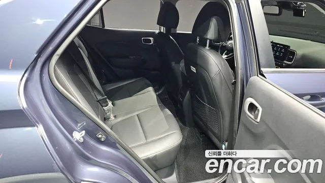 2022 Hyundai Venue 1,6 Premium, photograph 9