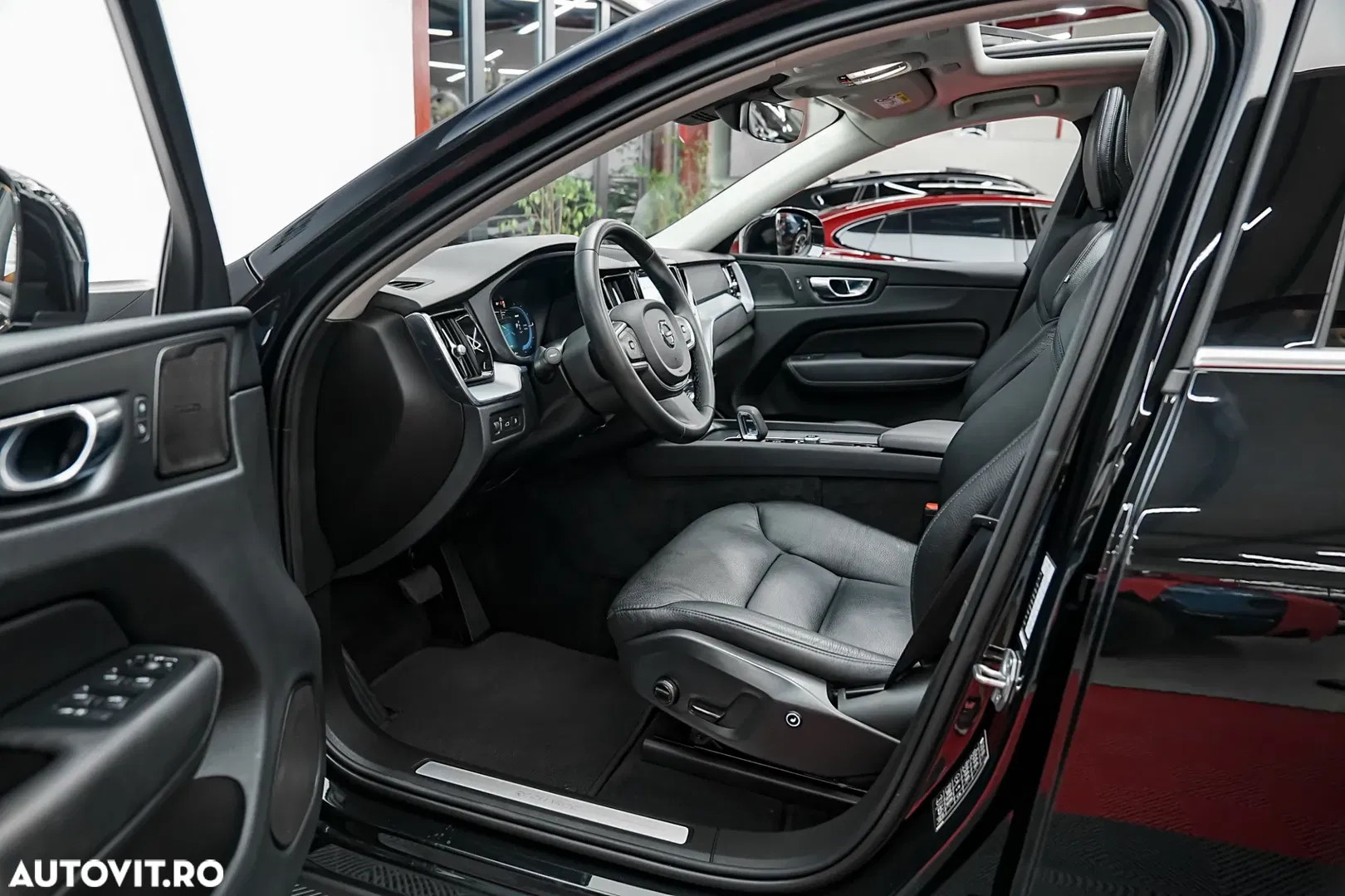 2021 Volvo XC 60 Recharge T6 Twin Engine eAWD Inscription Expression, photograph 4