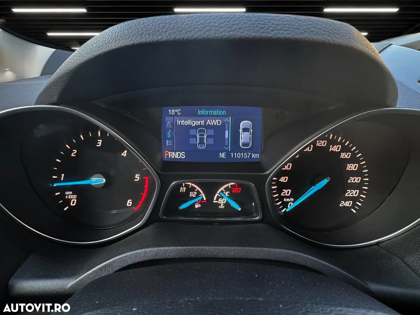 2014 Ford Kuga 2.0 TDCi 4x4 Aut. Titanium, photograph 10