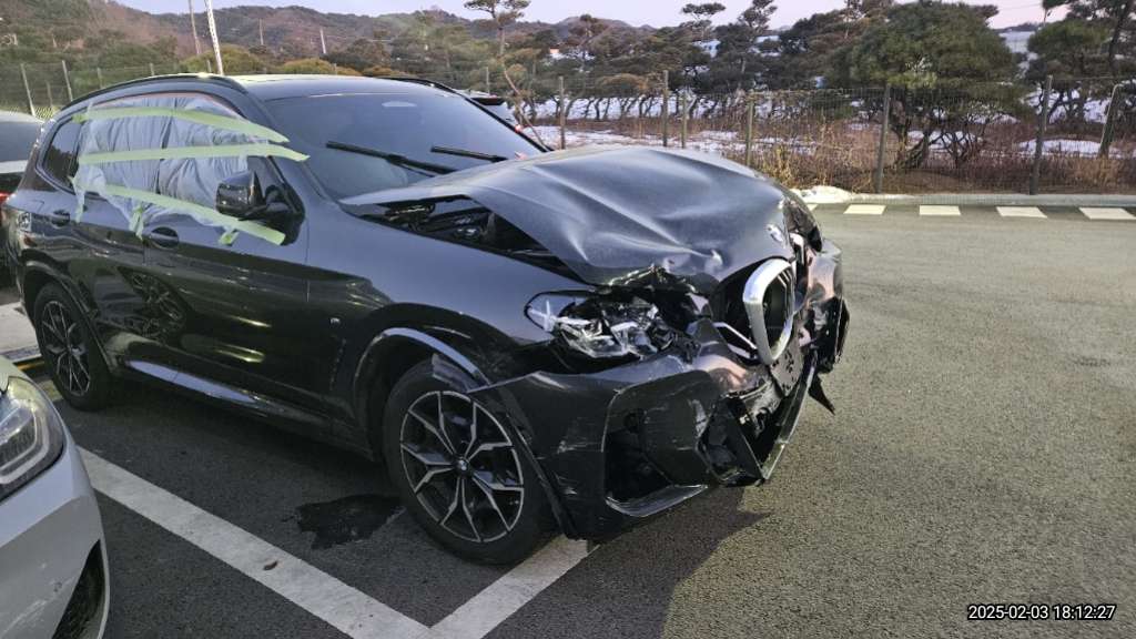 2024 BMW X3 xDrive20i, photograph 2