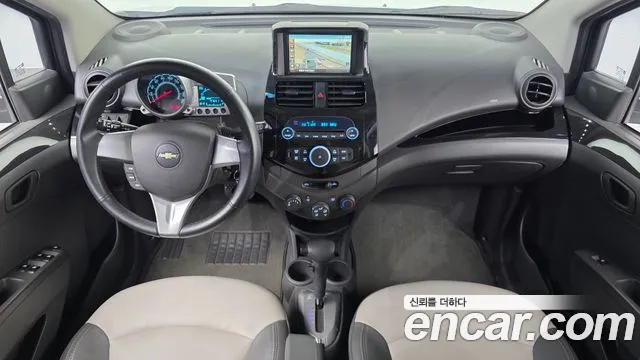 2011 ChevroletGMDaewoo Spark LS, photograph 6