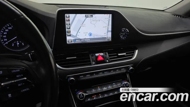 2017 Hyundai Grandeur 3.0 Exclusive, photograph 5
