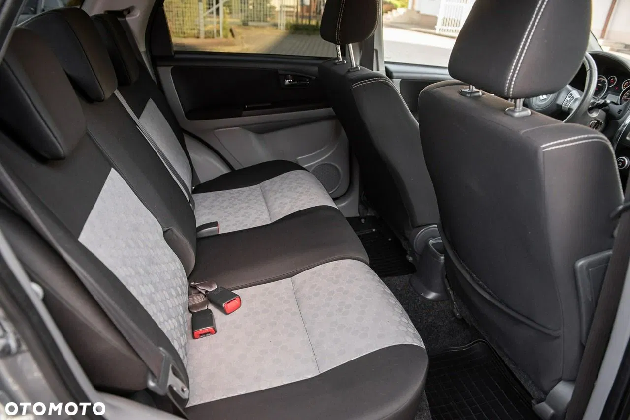 2014 Suzuki SX4 Classic 2.0 DDiS 4x4 Club, photograph 8