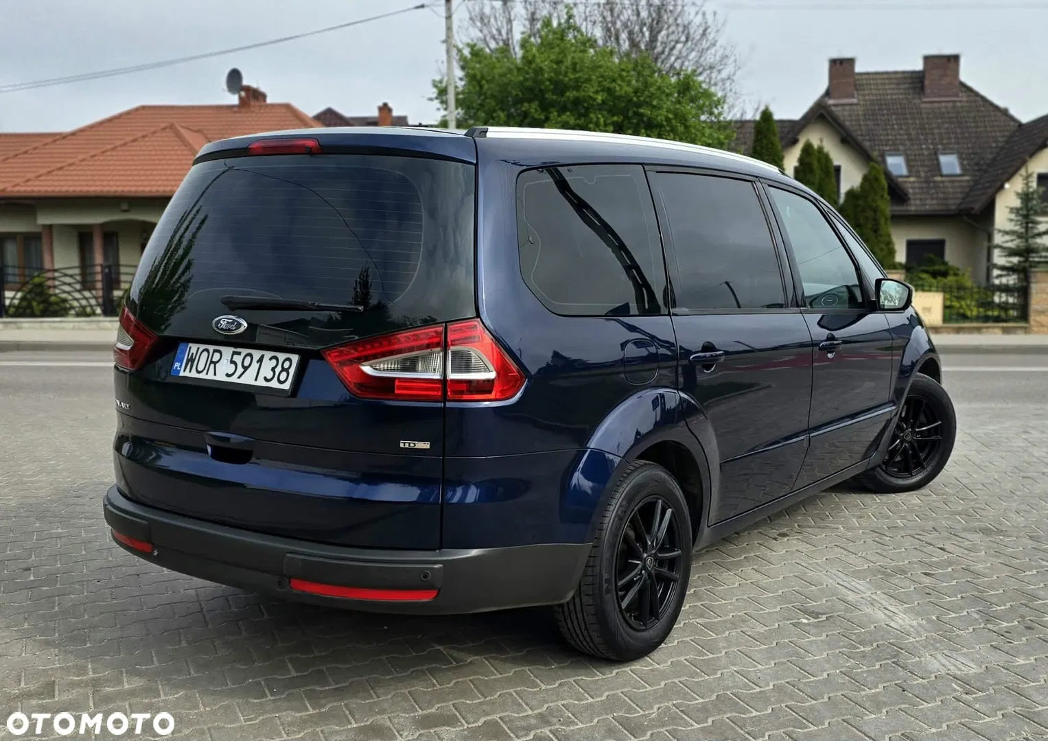 2010 Ford Galaxy, photograph 10