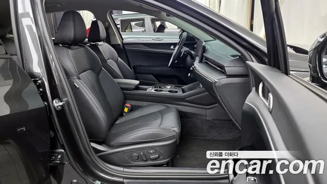 2025 Kia K5 1.6 Turbo, photograph 8