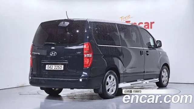 2019 Hyundai Starex Urban 9-Seater, photograph 7