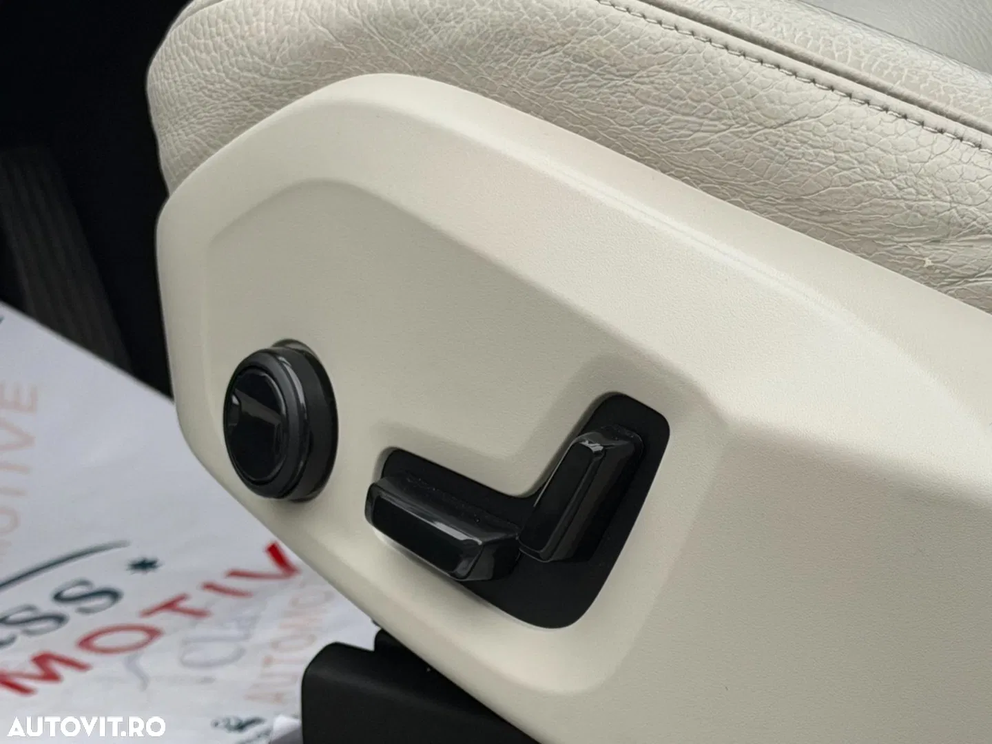 2021 Volvo XC 60 T8 Twin Engine AWD Inscription, photograph 10