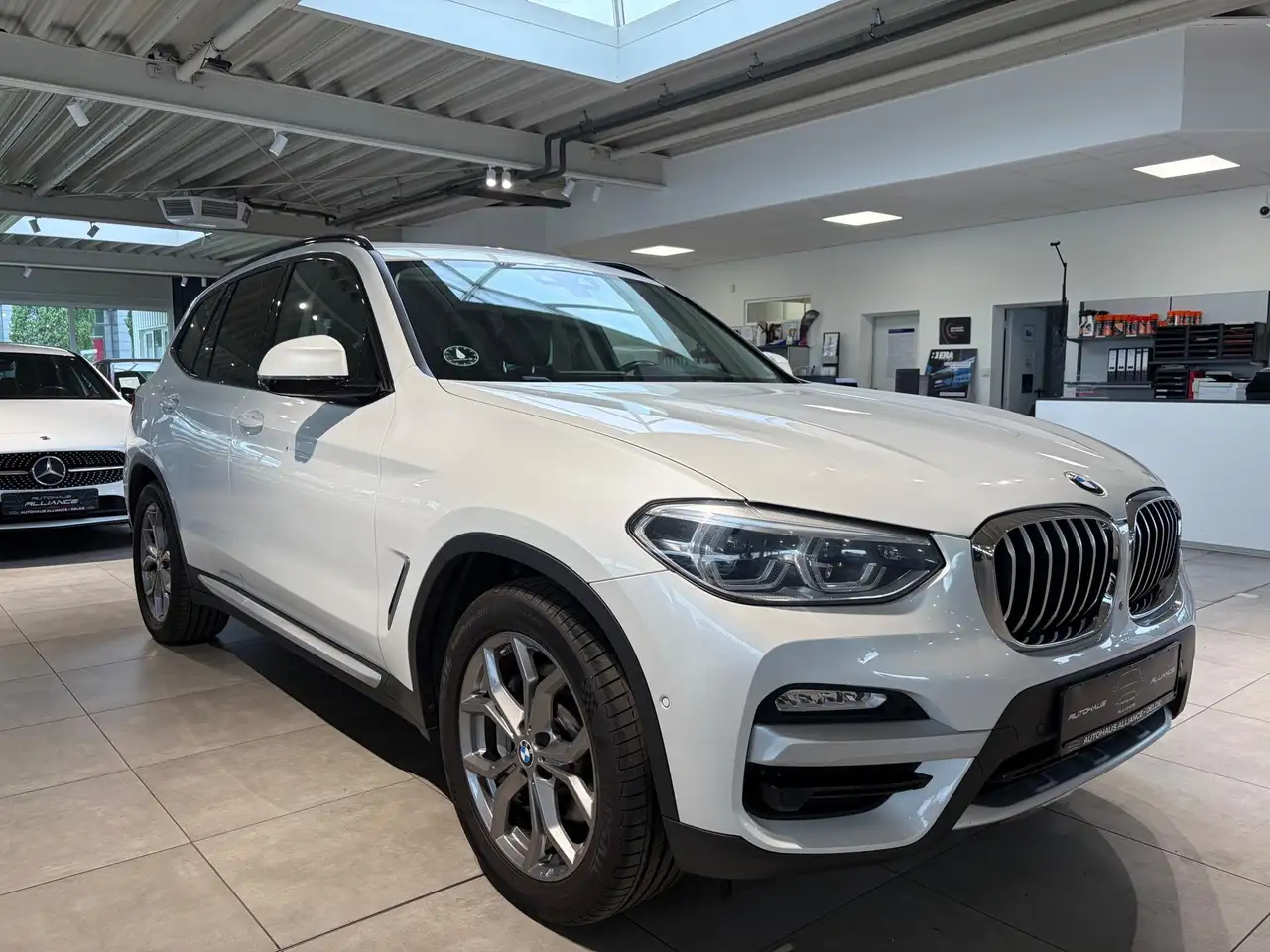 2018 BMW X3 xDrive30d xLine 195 kW (265 PS), Autom. 8-Gang,..., photograph 3