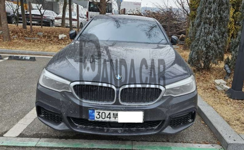 2020 BMW 520i M Sport Package, photograph 1