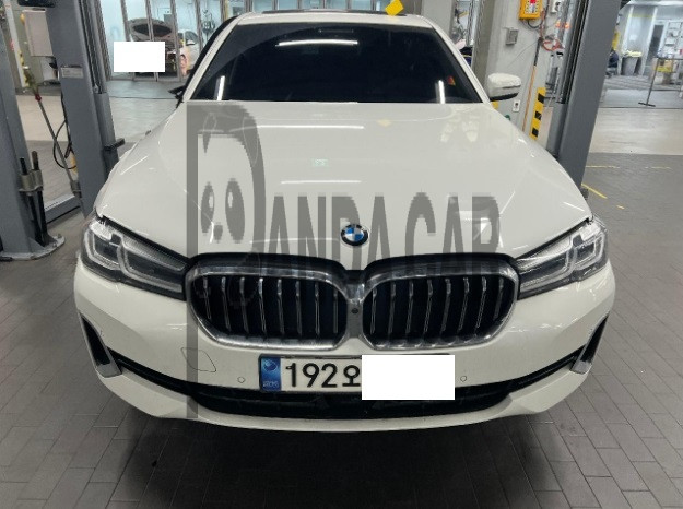 2023 BMW 520i, photograph 1