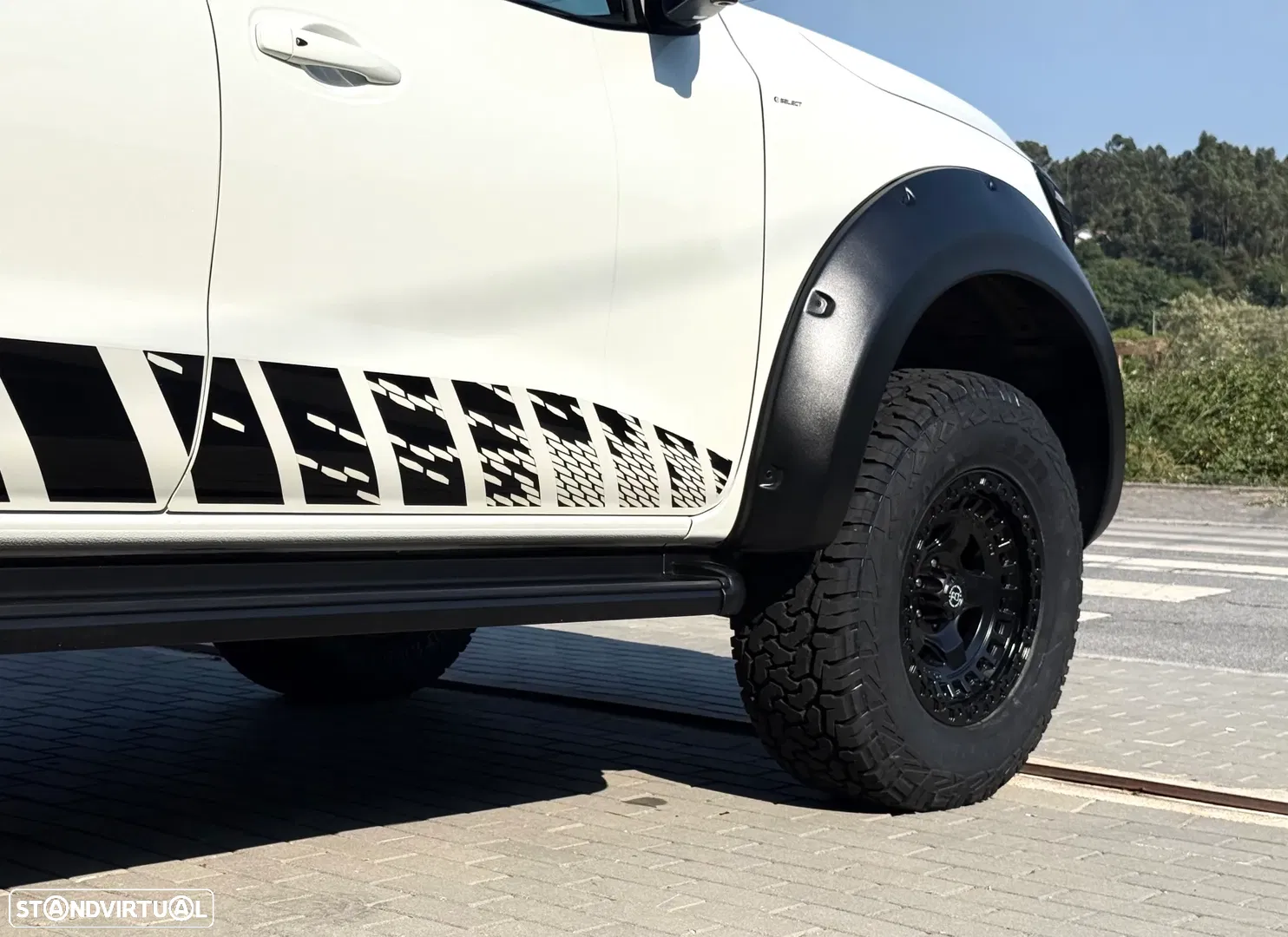 2018 Nissan Navara 2.3 dCi CD 4WD N-Guard Auto, photograph 7