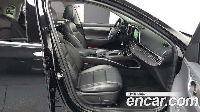 Hyundai Grandeur 2.5 — photo 1 of 31