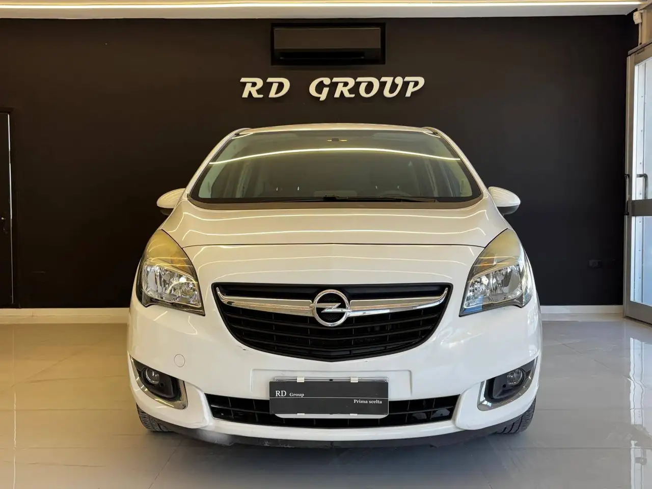 2016 Opel Meriva 1.4 Turbo 120CV GPL Tech Advance, photograph 2