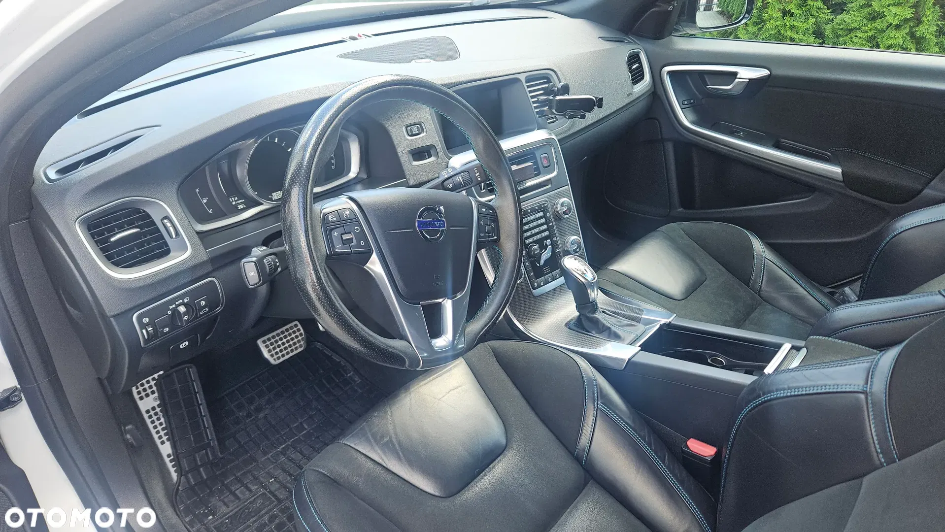 2016 Volvo V60, photograph 10