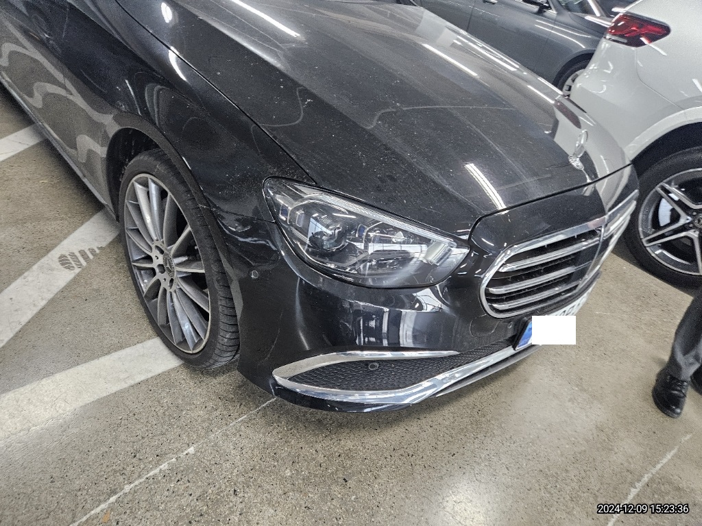 2023 Mercedes-Benz E450 4MATIC, photograph 1