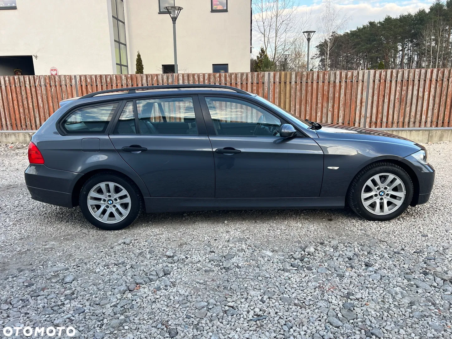 2005 BMW Seria 3 320d, photograph 5