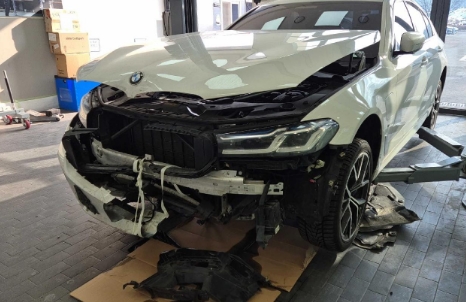 2021 BMW 530e, photograph 5