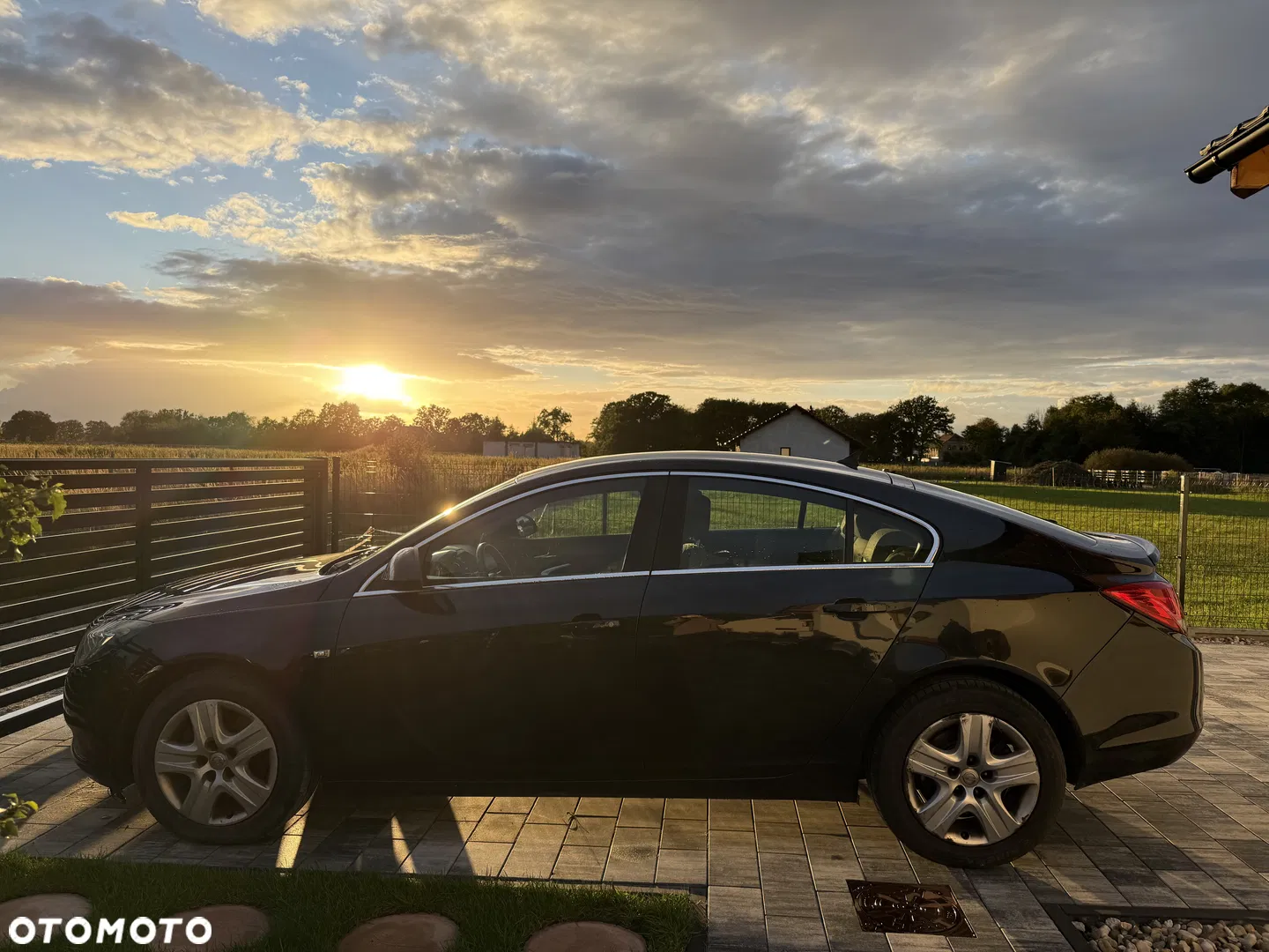 2012 Opel Insignia 2.0 CDTI Cosmo, photograph 4