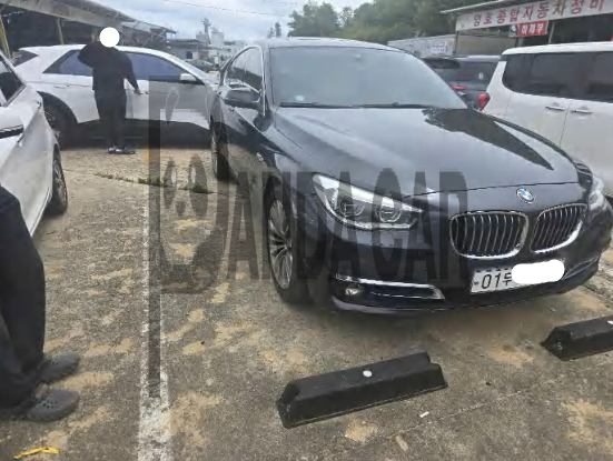 2017 BMW Gran Turismo EfficientDynamics Edition, photograph 4