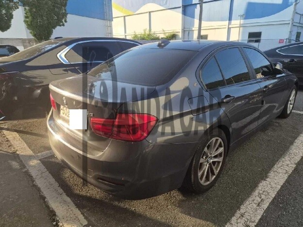 2017 BMW 320d, photograph 5