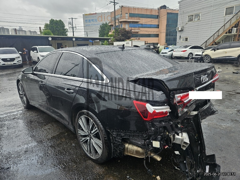 2023 Audi A6 45 TFSI quattro, photograph 5
