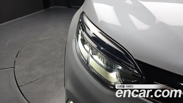2018 Renault-KoreaSamsung QM3 RE, photograph 5
