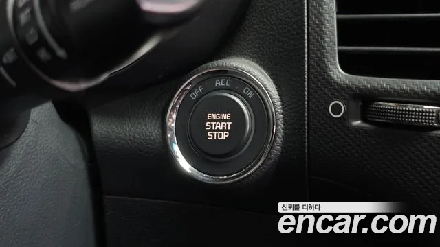 2017 Kia K3 Trendy, photograph 5