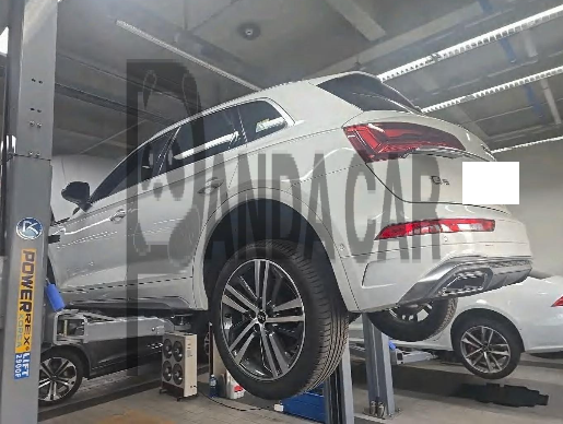 2022 Audi Q5 40 TDI quattro, photograph 4