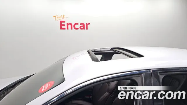 Genesis EQ900 3.3 T-GDI AWD — photo 1 of 32
