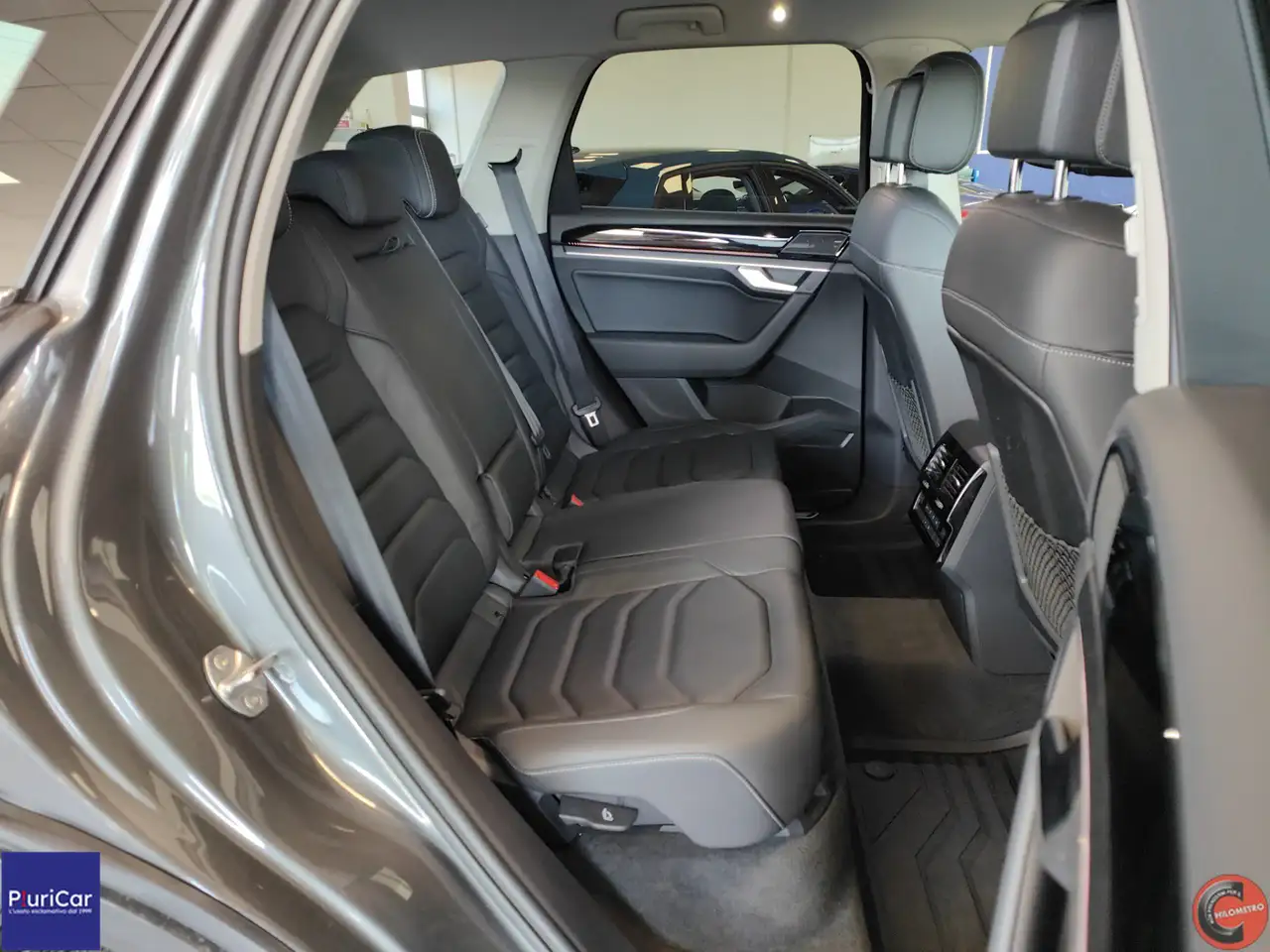 2024 Volkswagen Touareg 3.0 TDI 231cv Fari Matrix IQ.LIGHT Pelle Navi DAB, photograph 6