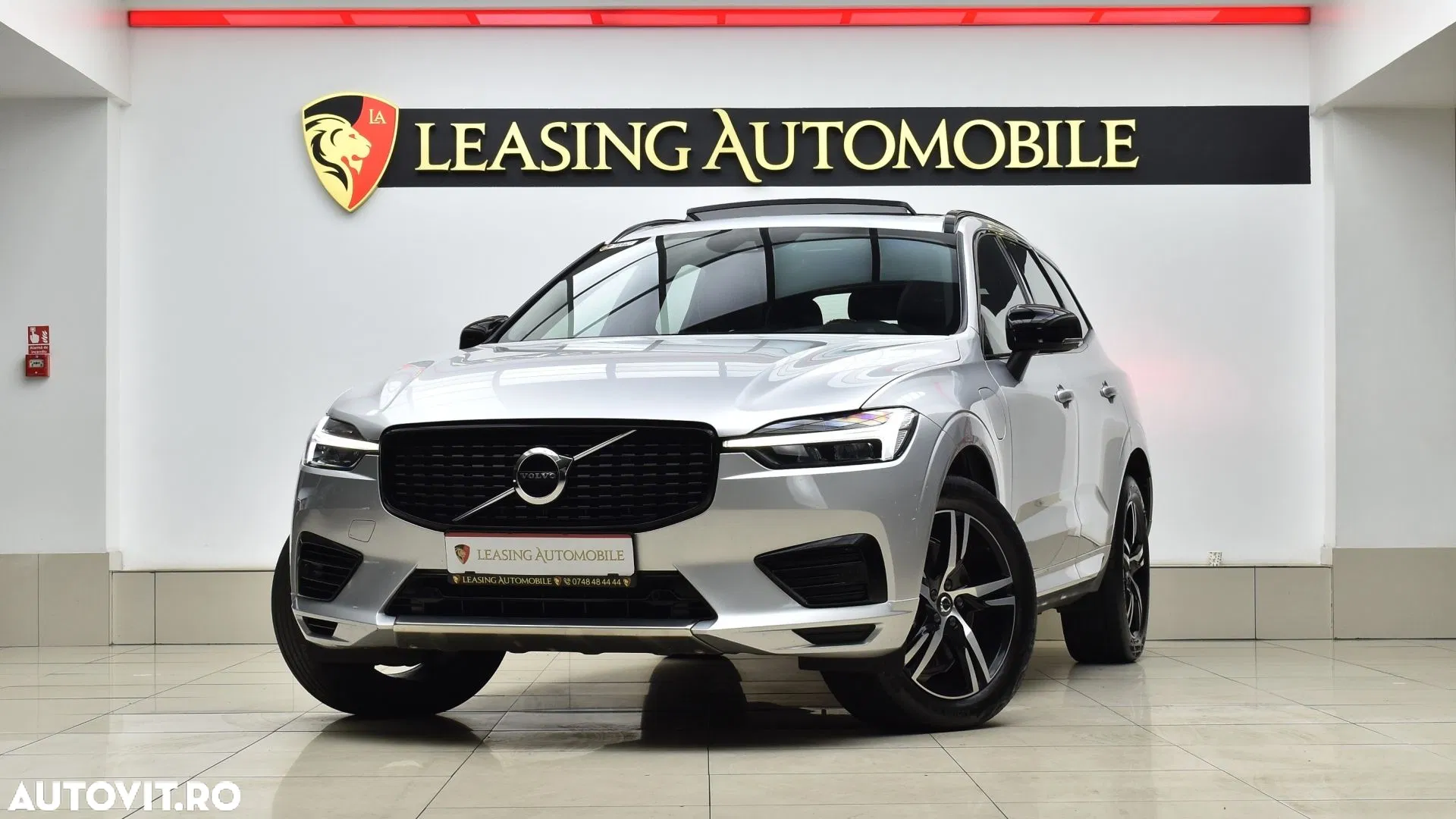 2020 Volvo XC 60 Recharge T6 Twin Engine eAWD Inscription Expression, photograph 1