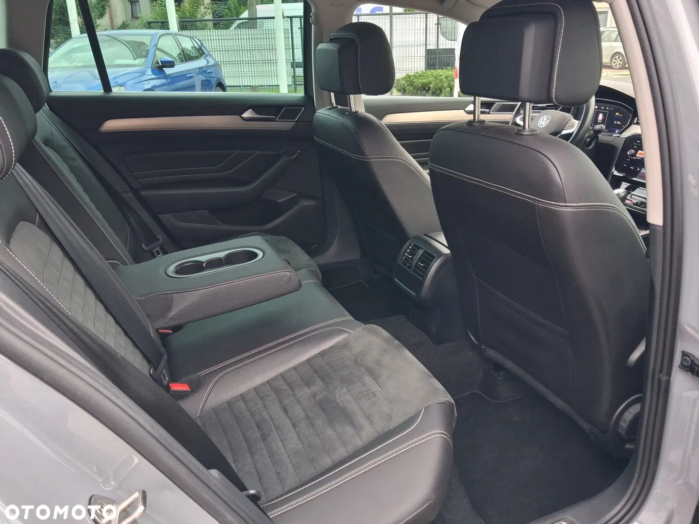 2023 Volkswagen Passat, photograph 7