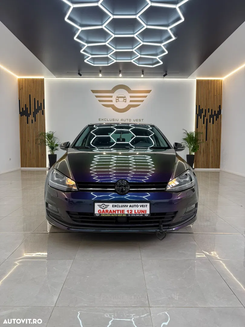 2014 Volkswagen Golf, photograph 10