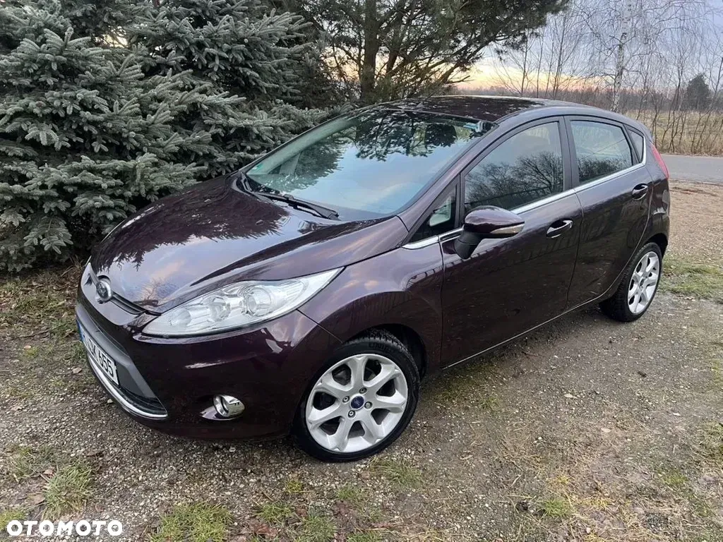 2010 Ford Fiesta, photograph 12