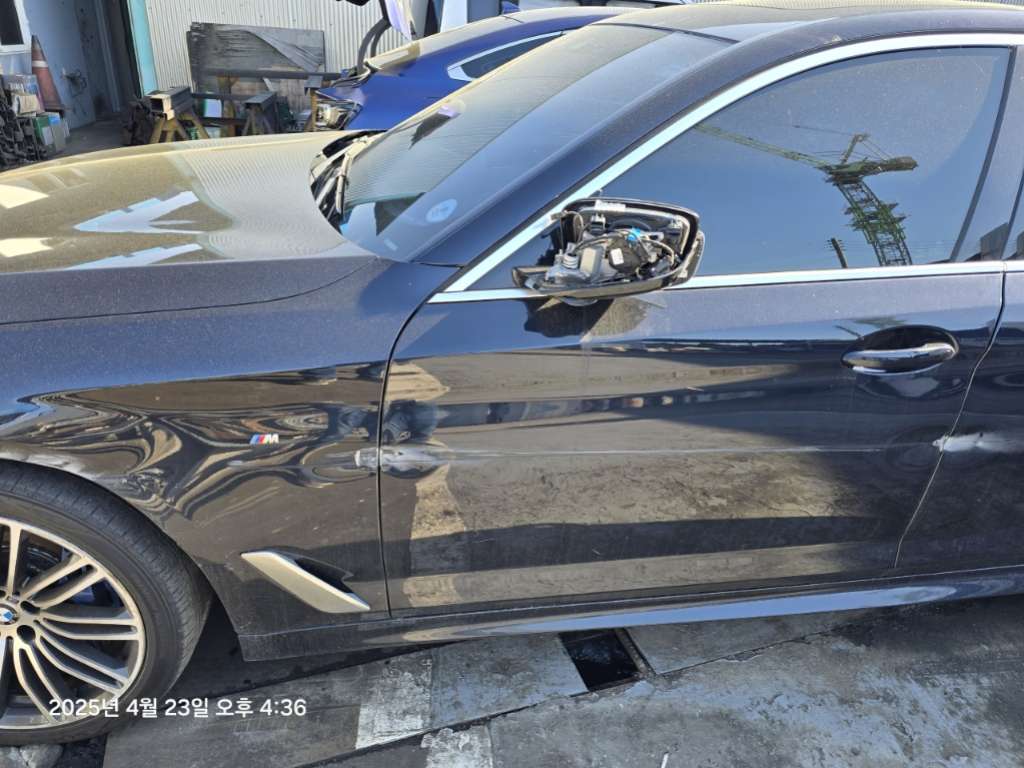 2019 BMW 530i M Sport Package Plus, photograph 5