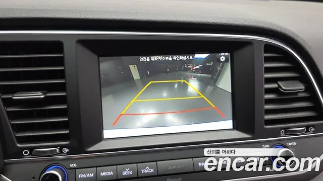 2015 Hyundai AVANTE 1.6 GDI Smart, photograph 1