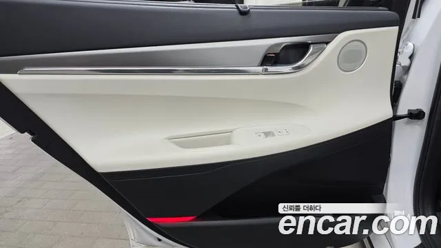 2022 Hyundai Grandeur 2.5, photograph 10