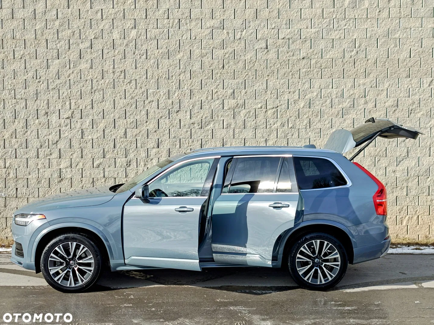 2020 Volvo XC 90 T5 AWD Geartronic Momentum, photograph 8